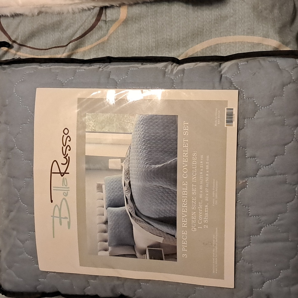 Queen  bedspread